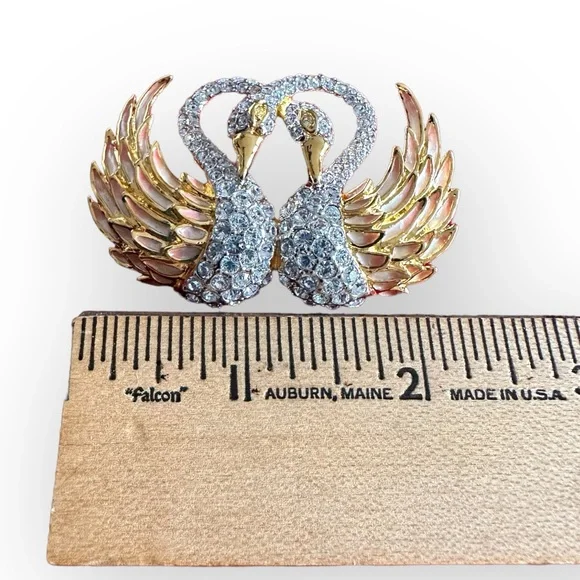 The NOLAN MILLER Glamour Collection Pave Swan Pin Brooch Gold Tone w/Box - Picture 5 of 5